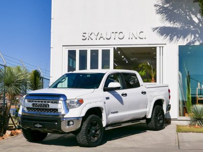 TOYOTA TUNDRA