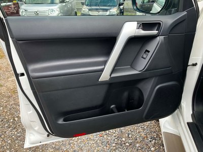 2023 Toyota LAND CRUISER PRADO 缩略图 26