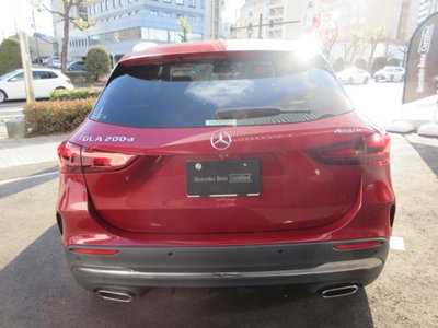 MERCEDES-BENZ GLA - 3