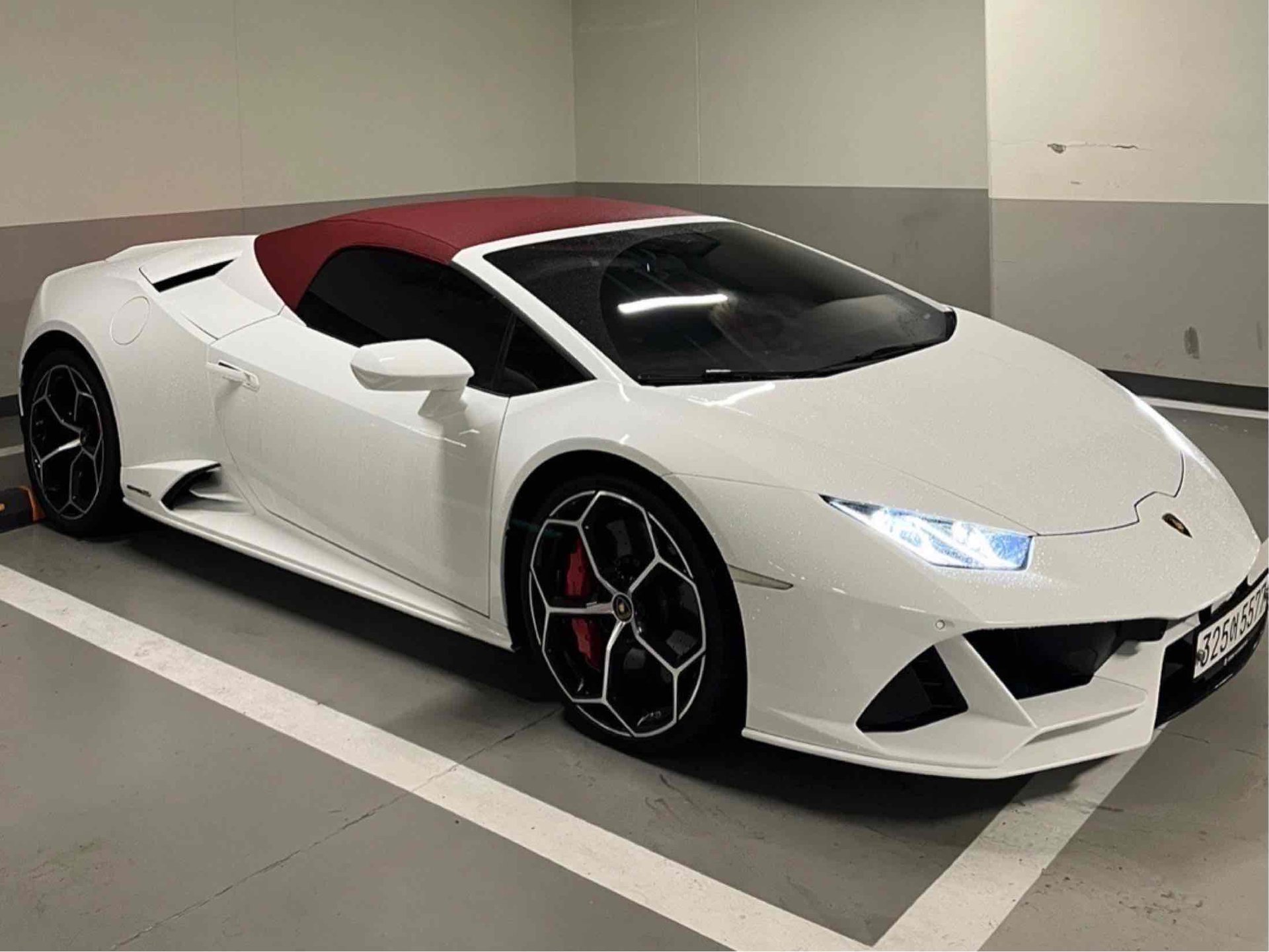 LAMBORGHINI HURACAN - View 1