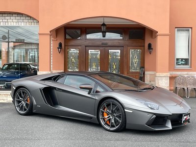 LAMBORGHINI AVENTADOR ROADSTER - 2