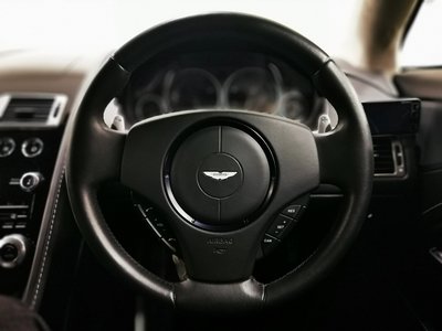 ASTON MARTIN RAPIDE - 10