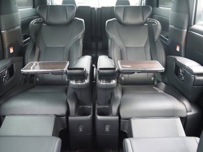 2023 Toyota ALPHARD — миниатюра 24