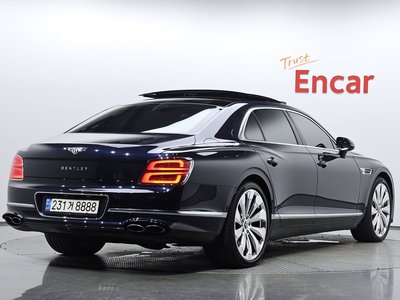 2021 Bentley FLYING SPUR photo 2