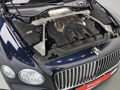2021 Bentley FLYING SPUR photo 7