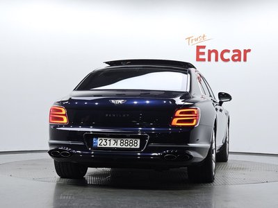 2021 Bentley FLYING SPUR photo 4