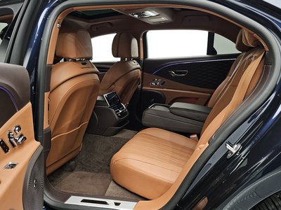 2021 Bentley FLYING SPUR — миниатюра 16