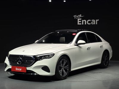 صورة 1 لـ 2025 Mercedes-BENZ E-CLASS