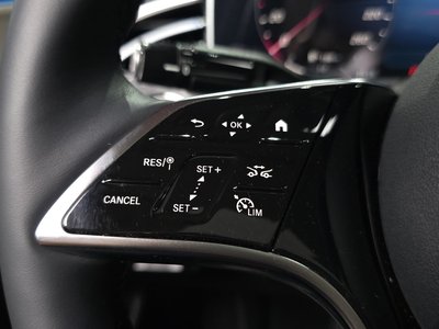 2025 Mercedes-BENZ E-CLASS — миниатюра 17
