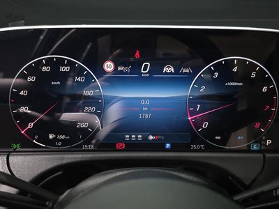 صورة 8 لـ 2025 Mercedes-BENZ E-CLASS