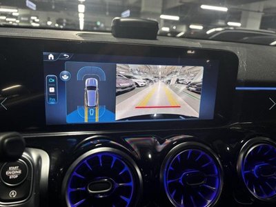 MERCEDES-BENZ GLB - 10