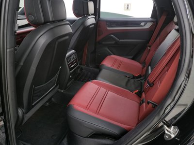 صورة مصغرة 16 لـ 2025 Porsche CAYENNE
