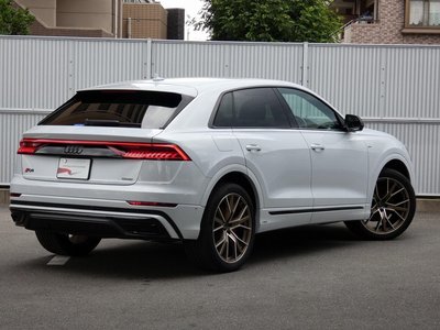 صورة 4 لـ 2024 AUDI Q8