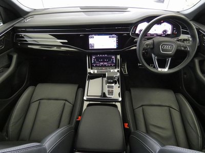 2024 AUDI Q8 photo 6