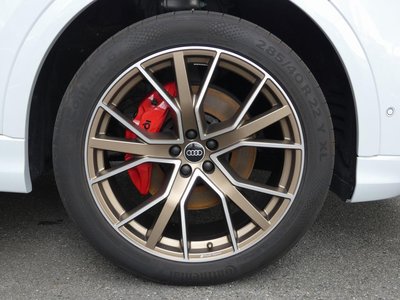 صورة 7 لـ 2024 AUDI Q8