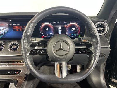 MERCEDES-BENZ E-CLASS - 8