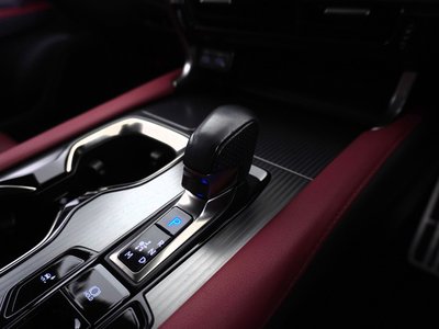 صورة مصغرة 25 لـ 2023 Lexus RX