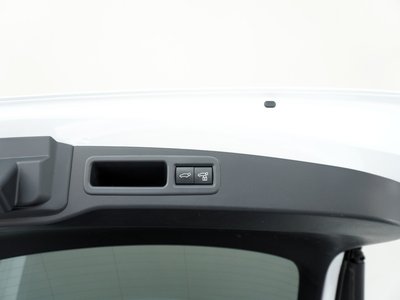 صورة مصغرة 34 لـ 2023 Lexus RX
