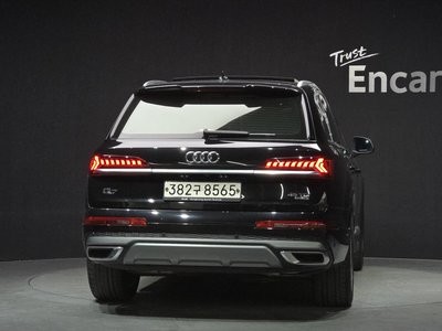AUDI Q7 - 4