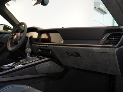 2026 Porsche 911 — миниатюра 40