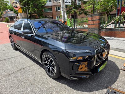 2026 BMW 7 SERIES photo 4