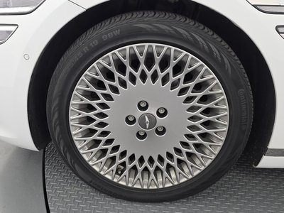 GENESIS G80 (RG3) - 6