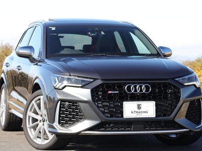 AUDI RS Q3