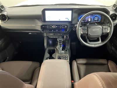 TOYOTA LAND CRUISER 250 - 6
