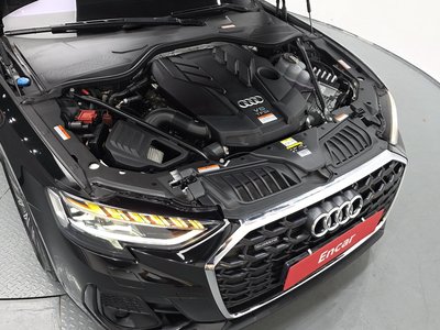 2023 AUDI A8 photo 7