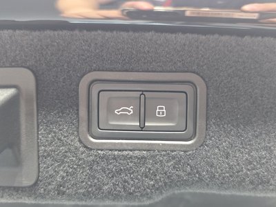 2023 AUDI A8 缩略图 27