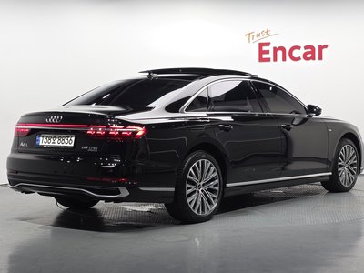 2023 AUDI A8 photo 4