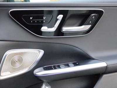 صورة مصغرة 25 لـ 2025 Mercedes-BENZ C-CLASS