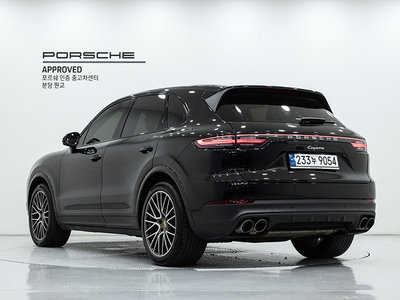 PORSCHE CAYENNE - 4