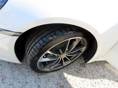 2024 Porsche 911 photo 6