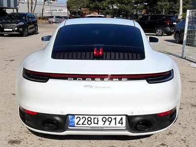 2024 Porsche 911 photo 3