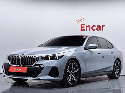 BMW 5 SERIES - 1