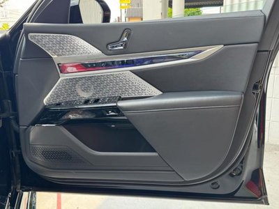 2023 BMW 7 SERIES — миниатюра 28