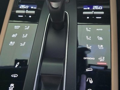 2023 Porsche MACAN 缩略图 12