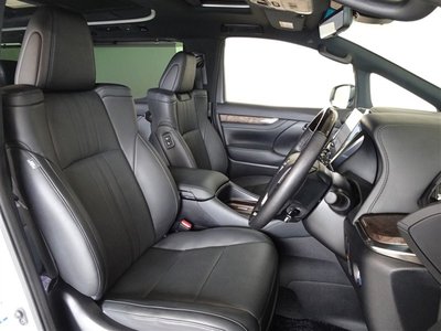 TOYOTA ALPHARD - 4