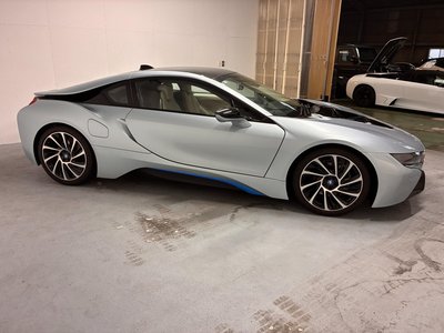 2015 BMW I8 — фото 5