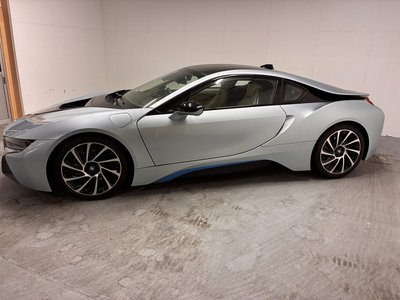 2015 BMW I8 — фото 6