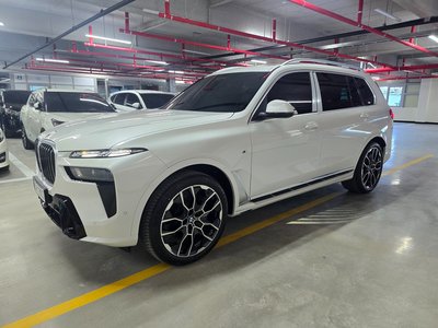 BMW X7 - 4