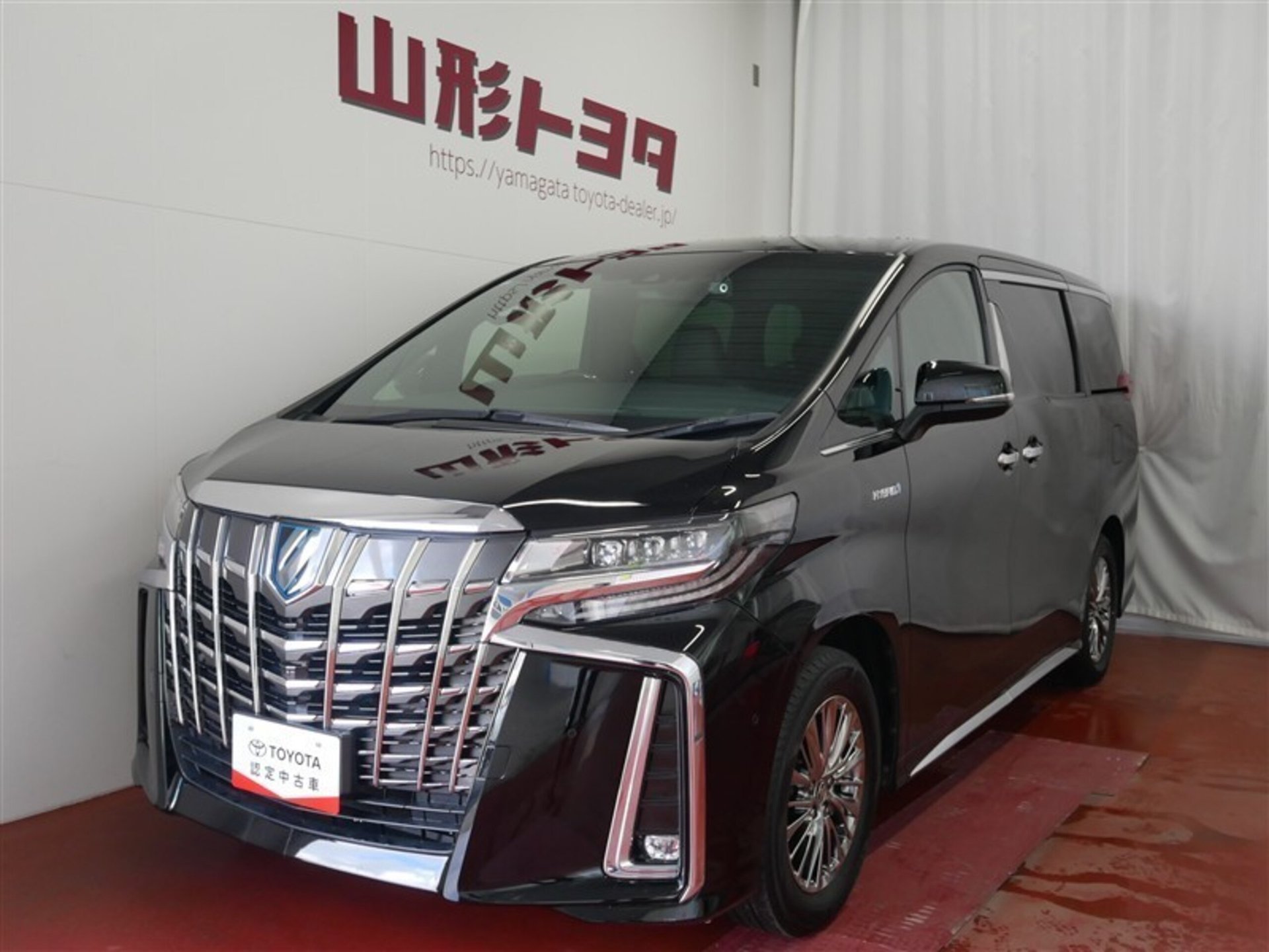 TOYOTA ALPHARD - View 1