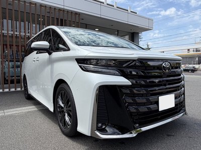 TOYOTA VELLFIRE - 9