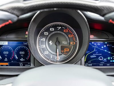 FERRARI 488 PISTA SPIDER - 9