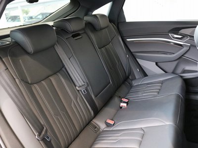 AUDI SQ8 SPORTBACK E-TRON - 10