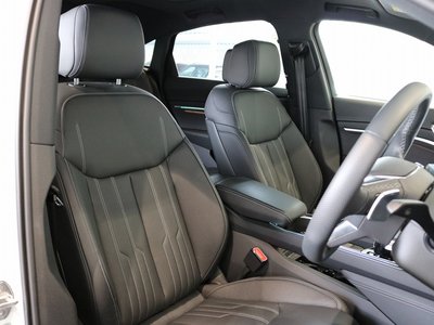 AUDI SQ8 SPORTBACK E-TRON - 9