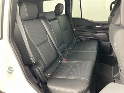صورة مصغرة 26 لـ 2024 Toyota LAND CRUISER 250