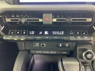 صورة مصغرة 15 لـ 2024 Toyota LAND CRUISER 250
