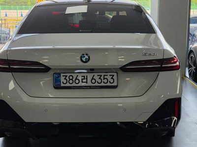 2026 BMW 5 SERIES photo 3